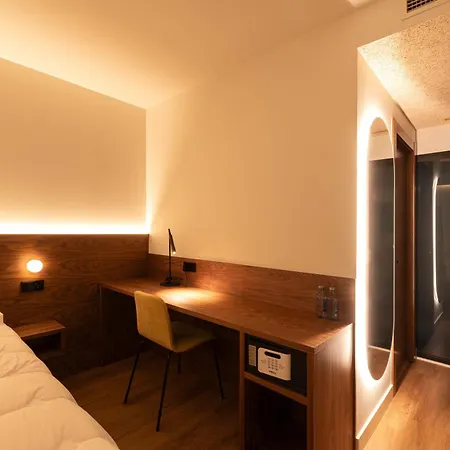 Biazteri Hotel 2*